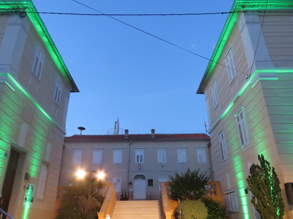 Holiday Home Nika Omišalj Εξωτερικό φωτογραφία