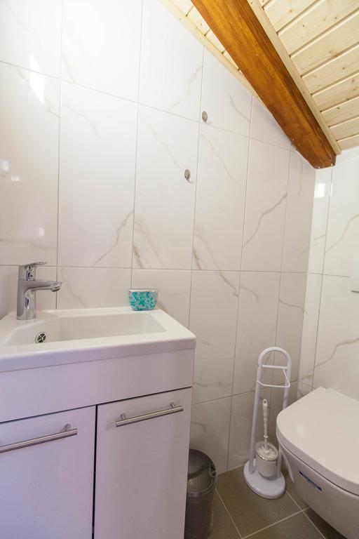 Holiday Home Nika Omišalj Εξωτερικό φωτογραφία