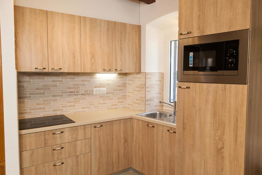 Holiday Home Nika Omišalj Εξωτερικό φωτογραφία