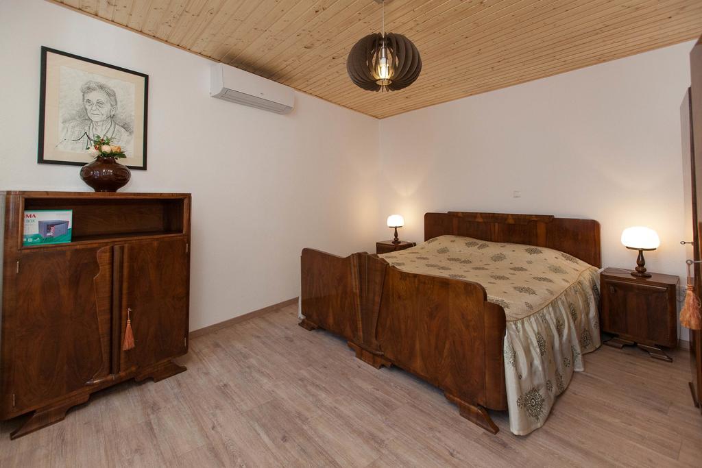 Holiday Home Nika Omišalj Εξωτερικό φωτογραφία